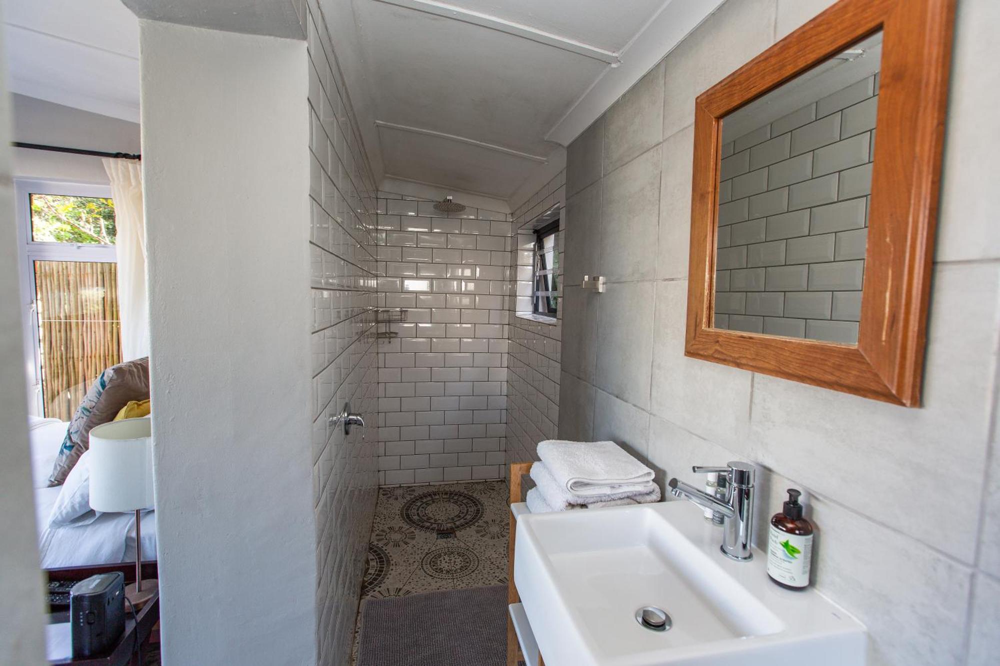 Tiny House By The Sea - Blouberg Beachfront Property * Cape Town