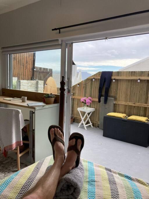 Tiny House By The Sea - Blouberg Beachfront Property * Cape Town