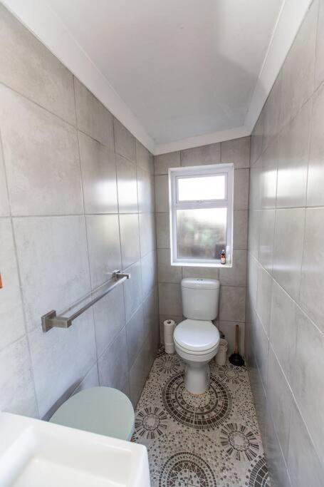 Tiny House By The Sea - Blouberg Beachfront Property Apartamento Cidade Do Cabo
